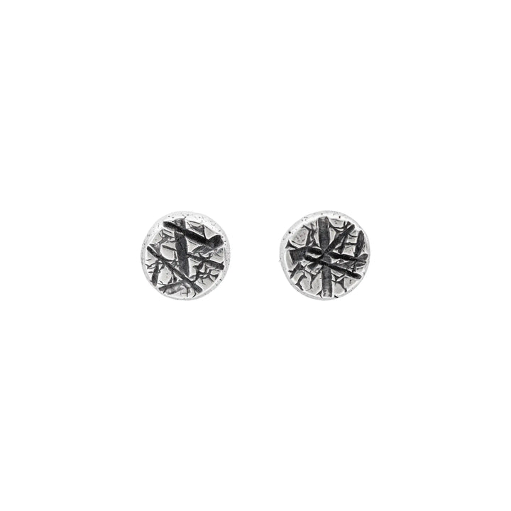 Kleine organische Ohrstecker mit Textur aus 925 Silber