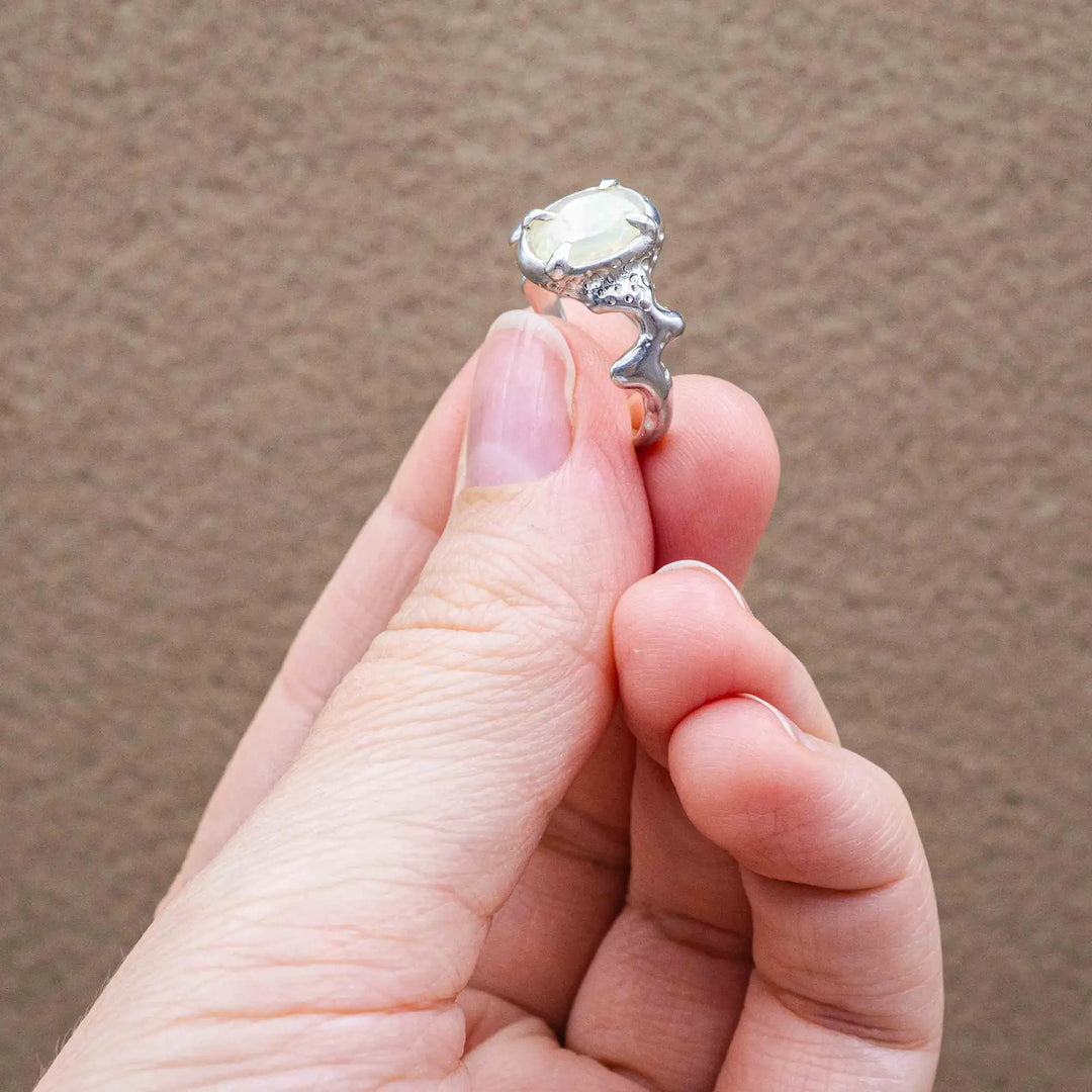 Opal Ring aus Silber 925 // Verlobungsring Unikat