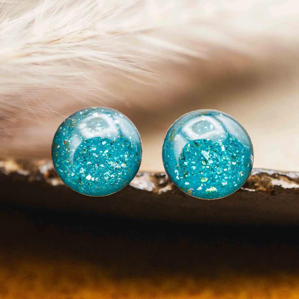 Kleine blaue Glitzer Ohrringe // Galaxie Ohrstecker türkis - Lules Piek