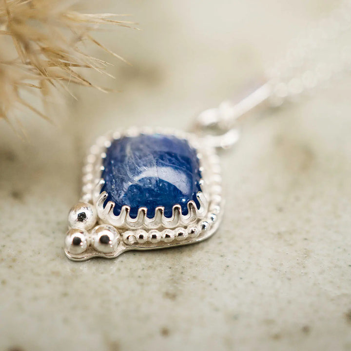 Kyanit Ohrringe und Kette // Schmuckset aus Silber mit blauem Edelstein