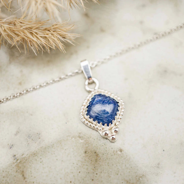 Kyanit Ohrringe und Kette // Schmuckset aus Silber mit blauem Edelstein