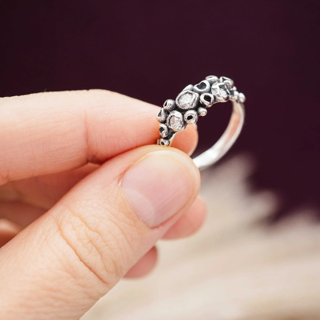 Moissanit Ring aus Silber // Ring mit 3 Steinen