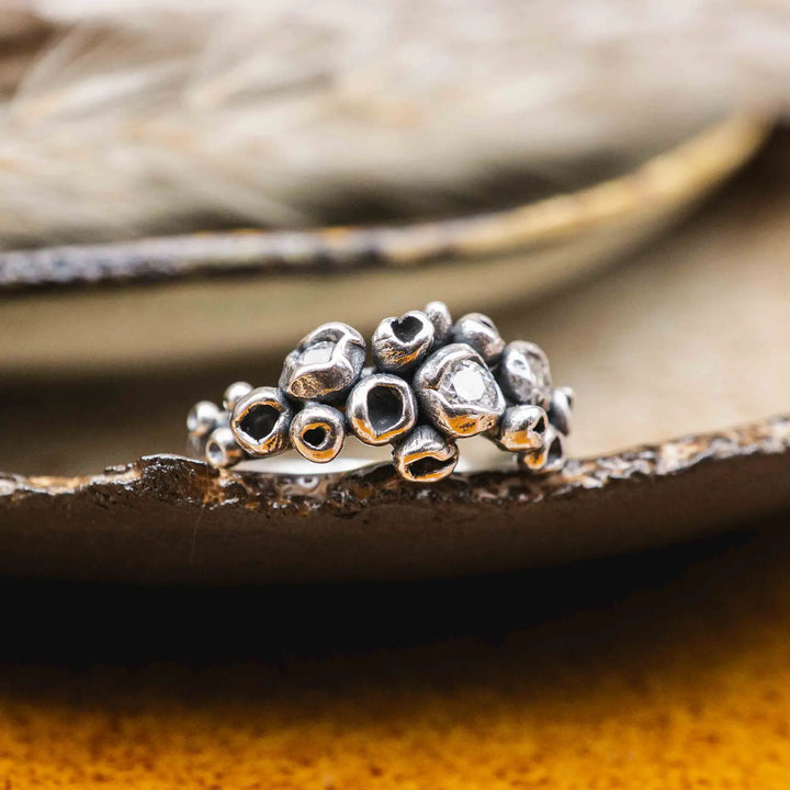 Moissanit Ring aus Silber // Ring mit 3 Steinen