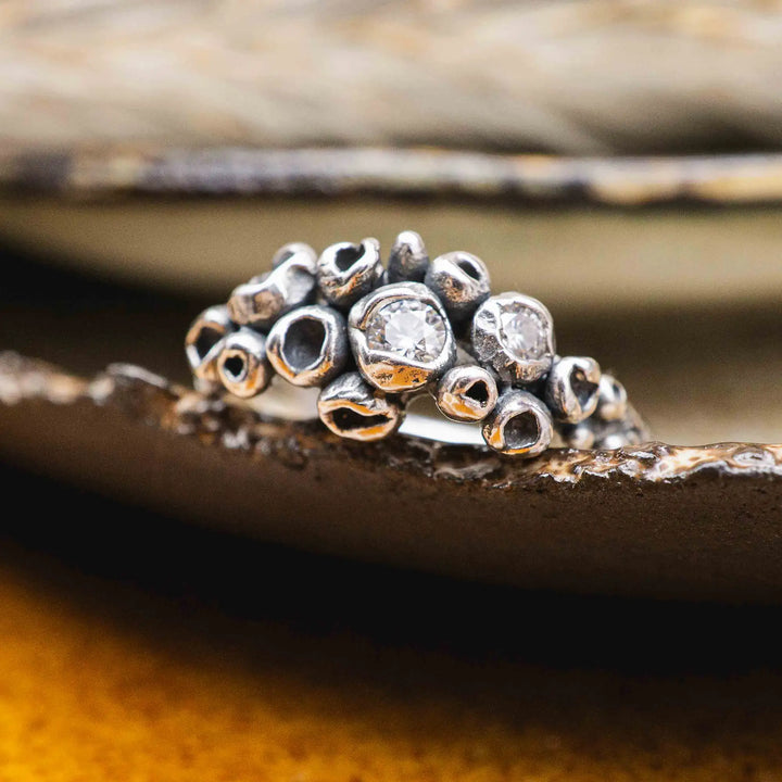 Moissanit Ring aus Silber // Ring mit 3 Steinen
