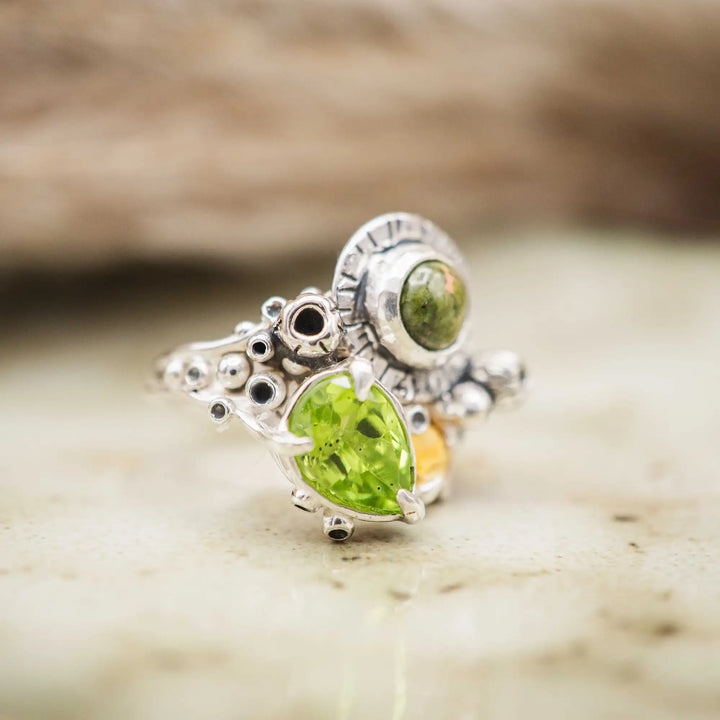 Silberring mit 3 Steinen // Blumenstrauß Ring mit Peridot, Citrin, Unakit