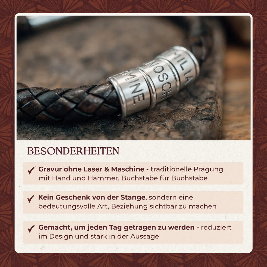Ein dickes, geflochtenes Armband für Herren aus dunklem, braunen Leder, personalisiert mit Gravur von Namen, Koordinaten und Datum auf Sterling Silber 925 Perlen.