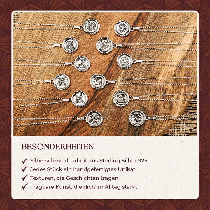 Kette mit Sternzeichen aus Sterling Silber 925. Der handgemachte Sternzeichen Anhänger hat die Form einer Münz-Kette im Wachssiegel-Look und hängt an einer zarten Echt Silber Kette. Ein besonderes Schmuck Geschenk für Frauen.