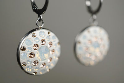 Kurze Ohrhänger •Silk• in 22mm mit Kristallen - Lules Piek