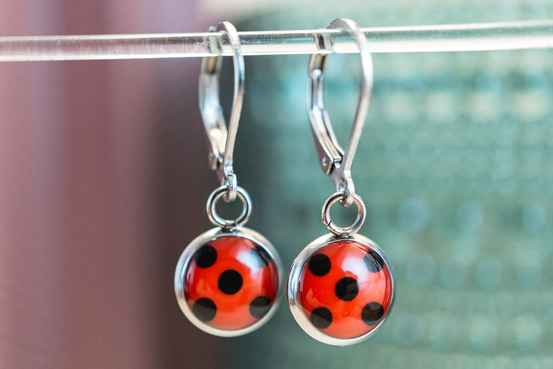 Kleine Marienkäfer Ohrringe •Ladybug• mit Edelstahl - Lules Piek