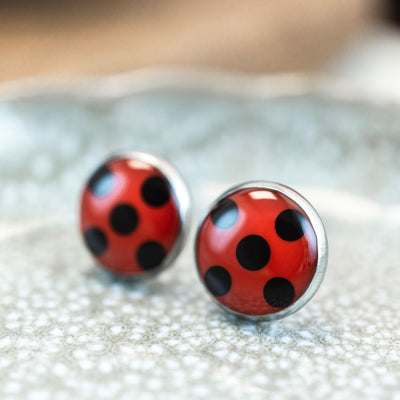 Kleine Marienkäfer Ohrstecker •Ladybug• mit Edelstahl - Lules Piek