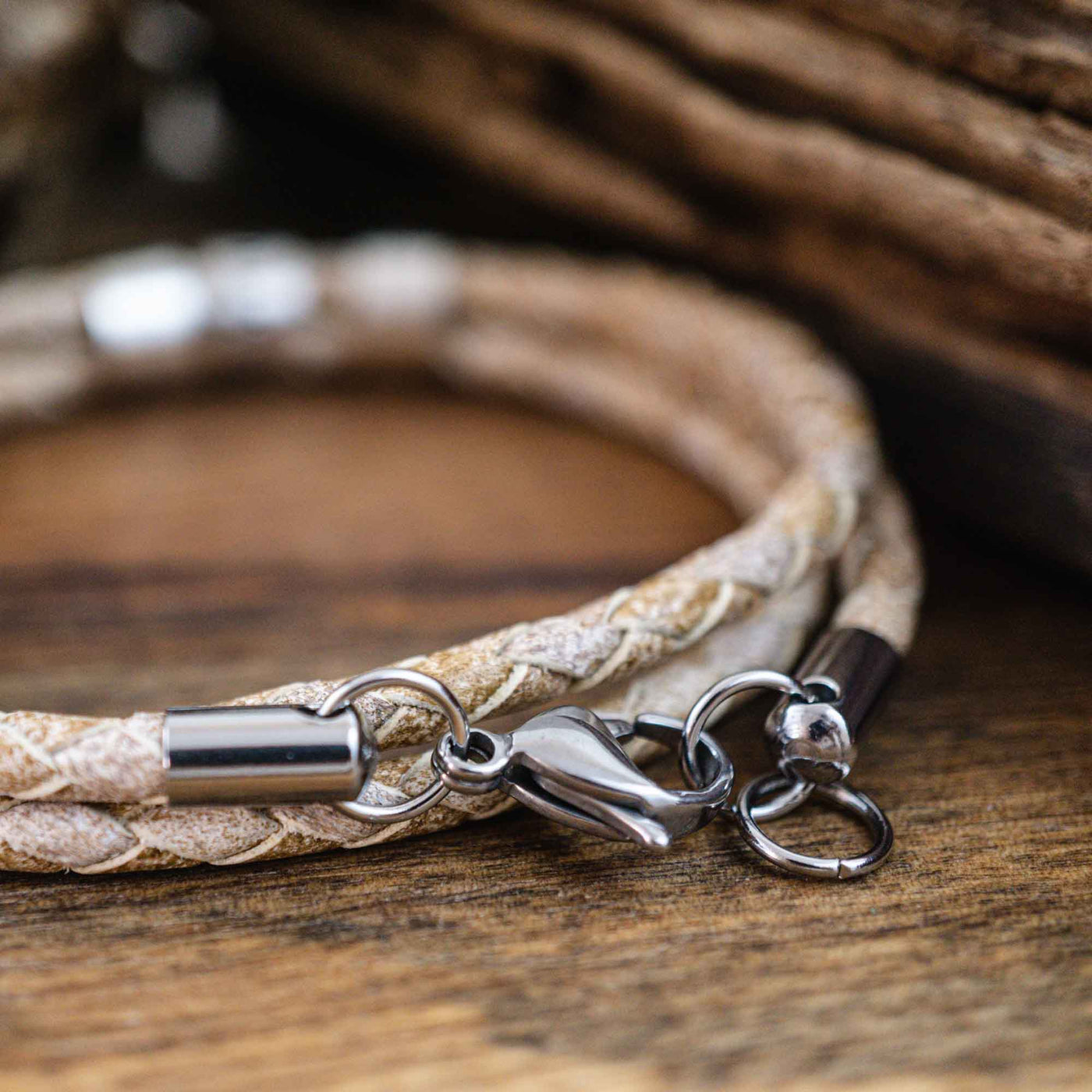 Lederarmband in Weiß Beige mit Gravur auf 925 Echtsilber