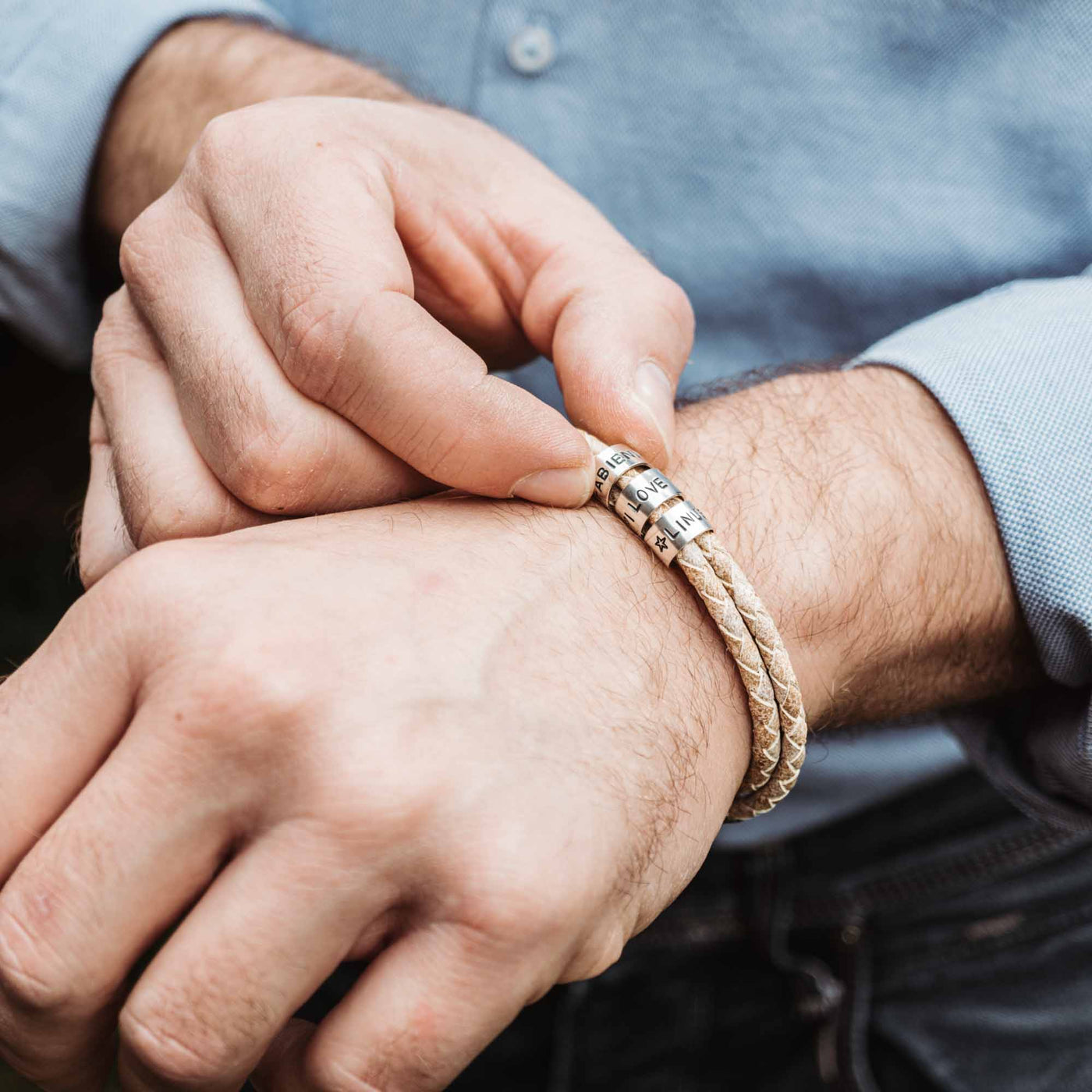 Lederarmband in Weiß Beige mit Gravur auf 925 Echtsilber