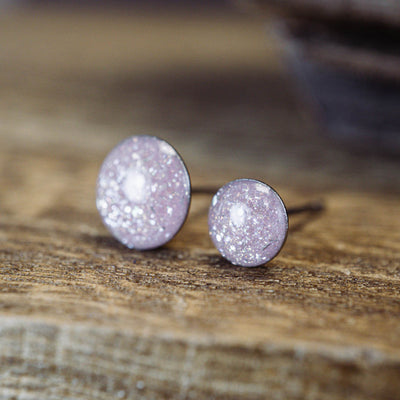 Kleine Mini Ohrstecker •Galaxie• in Rosa - Lules Piek