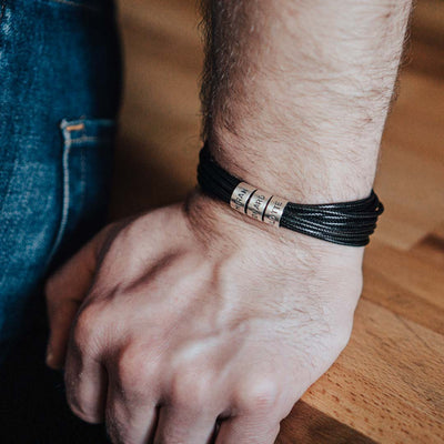 Veganes Wickelarmband in Schwarz mit Gravur auf Echtsilber - Lules Piek